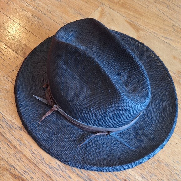 Hat w/leather accents. EUC. Handmade in Italy. main image 4